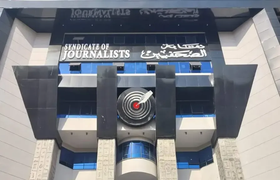 بمشاركة نقيب الصحفيين وأعضاء المجلس.. تكريم الأطفال المشاركين في ورشة الرسم والفن التشكيلي