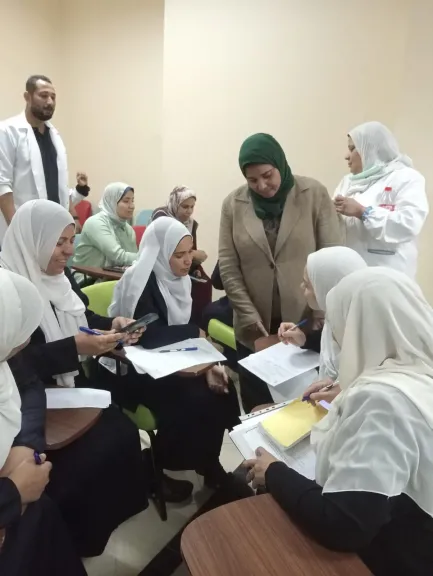 مستشفى القلب بجامعة أسيوط ينظم ورشة عمل حول نظام الإبلاغ عن الأحداث غير المتوقعة