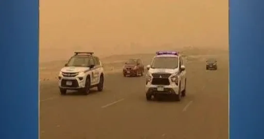 الداخلية تغلق طريق مطروح سيوة في الاتجاهين