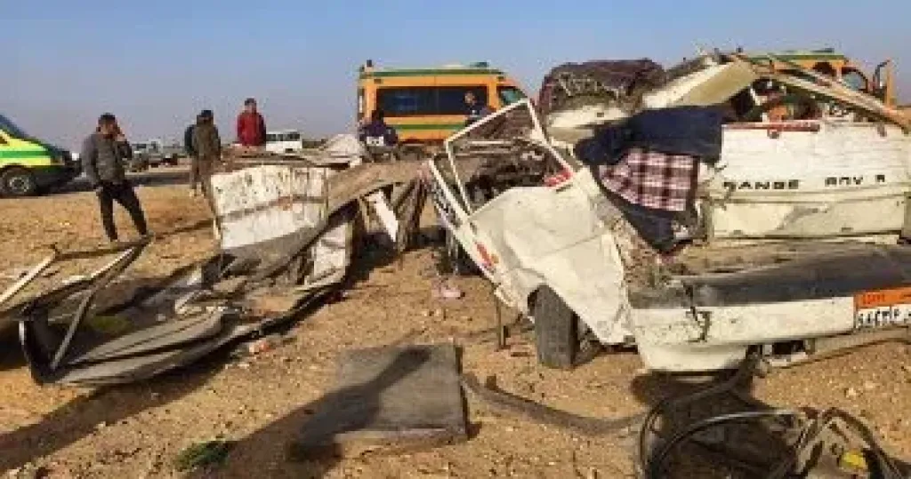 مصرع شخصين وإصابة 6 آخرين بحادث تصادم عدة سيارات على طريق بنها شبرا الحر