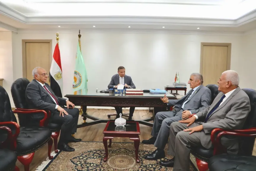 وزير الزراعة يبحث مع «أكساد» مشروعات مكافحة التصحر وتعزيز الأمن الغذائي
