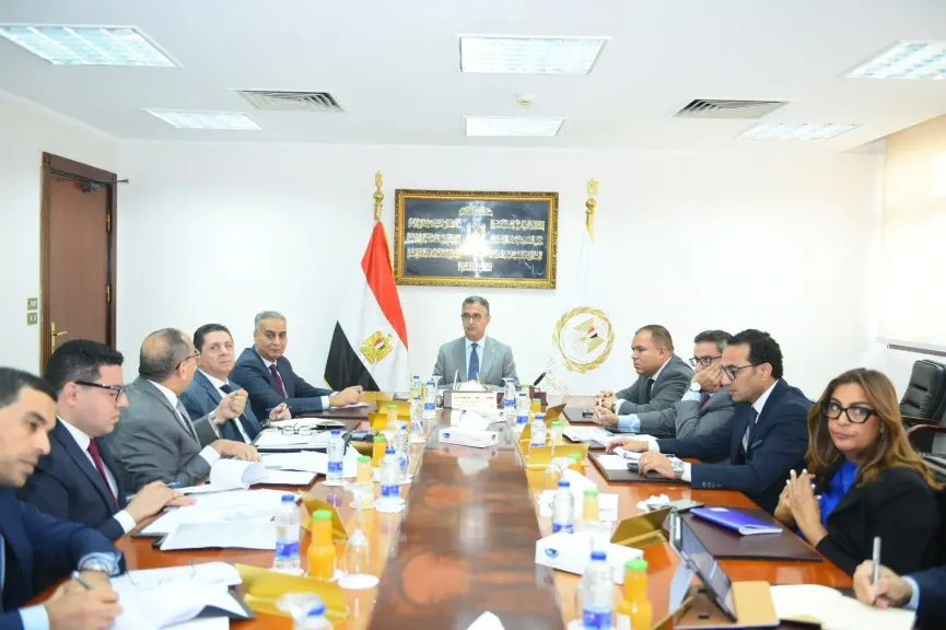 وزير التموين يعلن خطة عاجلة لضبط الأسواق وتوفير السلع بـ185 مركزًا