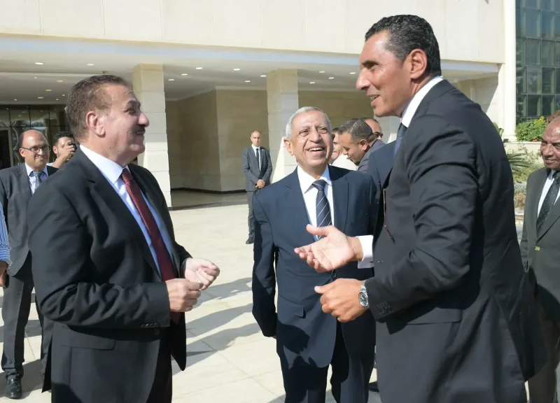 محافظ بورسعيد يستقبل وزير الرياضة استعدادا لافتتاح بطولة الشركات
