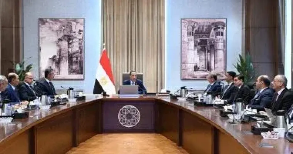رئيس الوزراء يوجه بالتوسع في تطبيق تجربة «أسواق اليوم الواحد»