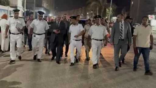 حملة أمنية مكبرة ببني سويف ترفع 411 حالة إشغال وتضبط 40 دراجة بخارية و4 سيارات بدون تراخيص