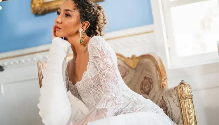 خطوبة المخرجة زينة عبد الباقى على ألكسندر ألن فى حفل عائلى خاص