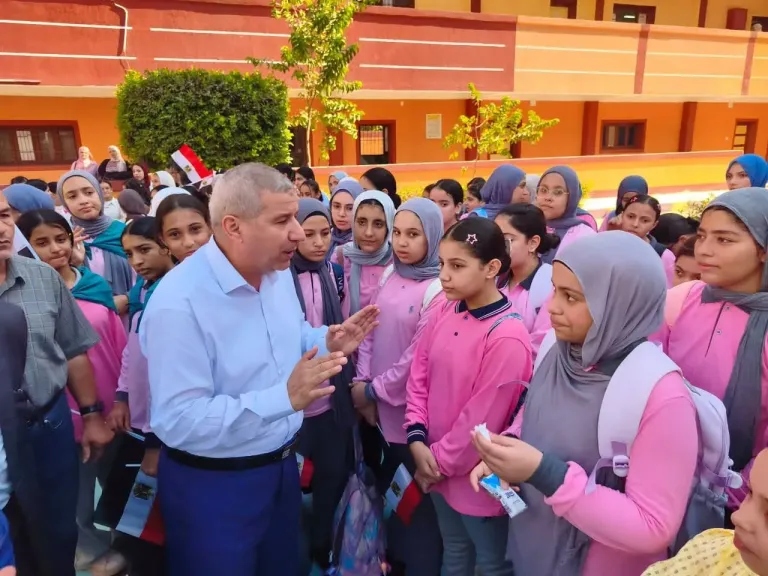تعليم الشرقية تفقد مدرسة الثانوية بنات بادارة فاقوس لبحث جاهزيتها