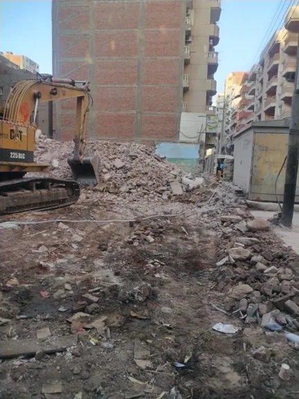 تأثير مخلفات البناء على البيئة والمجتمع بحي غرب باسيوط
