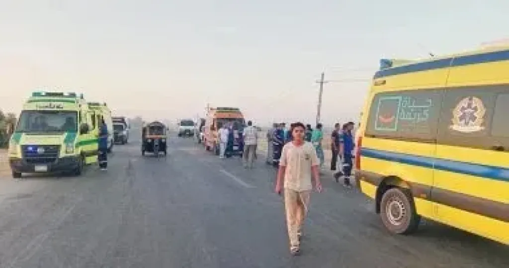 الصحة: مصرع 16 شخصا وإصابة 28 آخرين فى انقلاب أتوبيس بجنوب سيناء