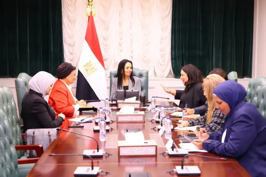 وزيرة التضامن  ونائبة وزير الصحة تبحثان تعزيز التعاون في مراكز تنمية وصحة الأسرة المصرية