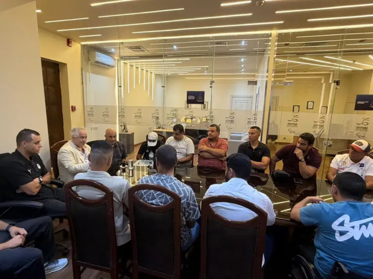 اللجنة البارالمبية تعقد اجتماعًا مع المصنفين بالاتحادات لمناقشة تطوير المنظومة الطبية