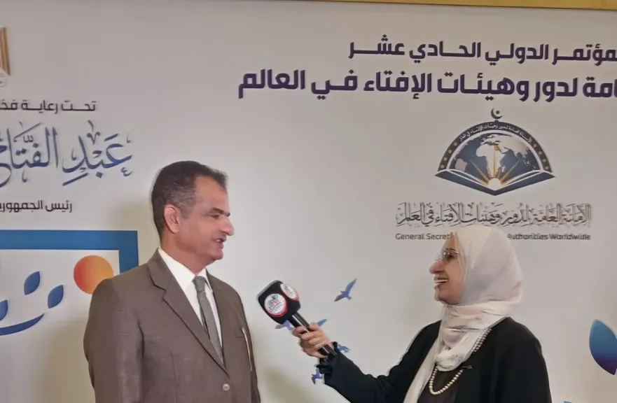 الكاتب محمود عمر هاشم يشيد بمؤتمر دار الإفتاء العالمي.