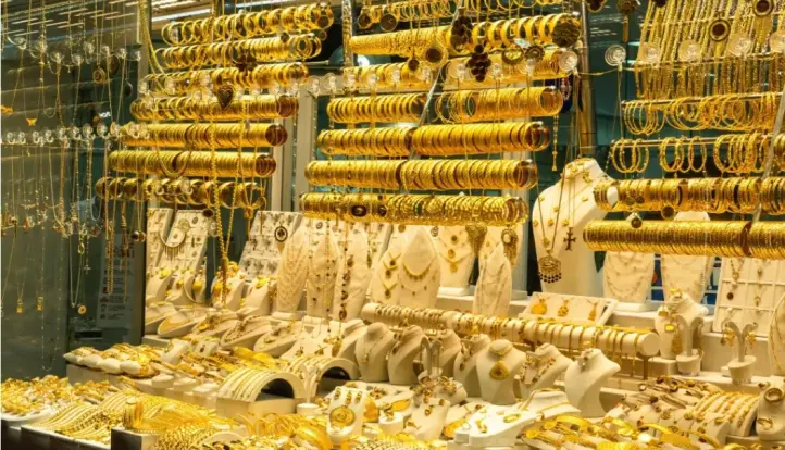 سعر الذهب اليوم الجمعة.. عيار 21 بـ6410 والجنيه الذهب بـ51280 جنيها