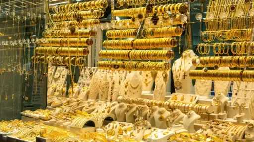 سعر الذهب اليوم الجمعة.. عيار 21 بـ6410 والجنيه الذهب بـ51280 جنيها