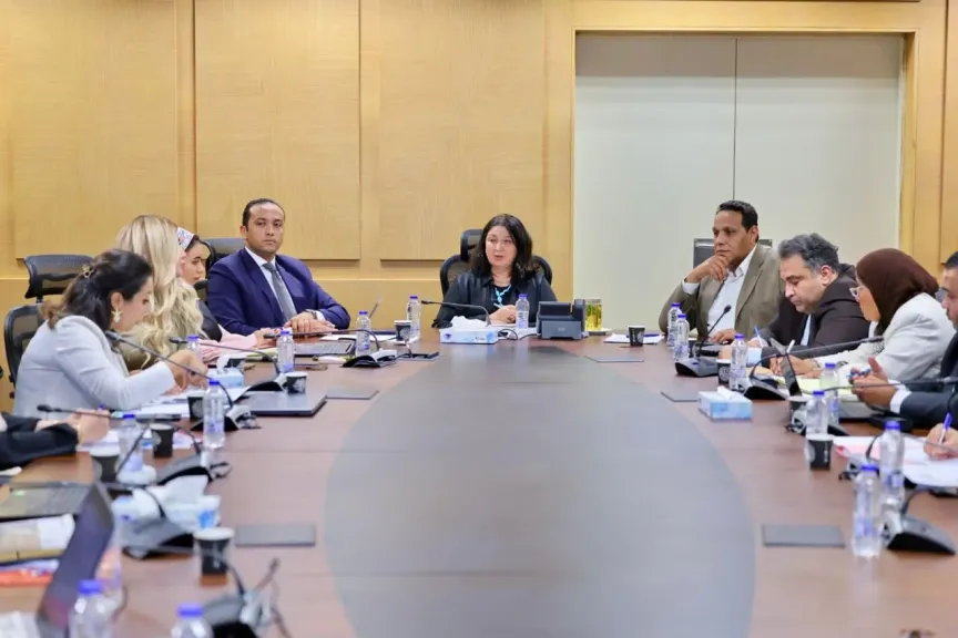 نائبة وزيرة الاجتماعي تستعرض إنجازات تشغيل 47 مركزًا لتنمية الأسرة والطفولة بقرى ”حياة كريمة”