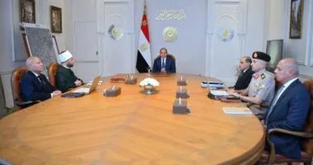 تخضير القاهرة.. الرئيس السيسى يوجه بتحويل أى مساحة يتم إخلاؤها لمسطحات خضراء
