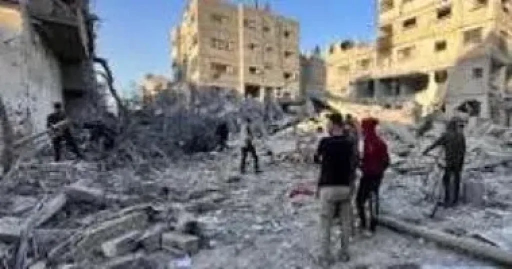 إصابات برصاص وقصف الاحتلال فى قطاع غزة