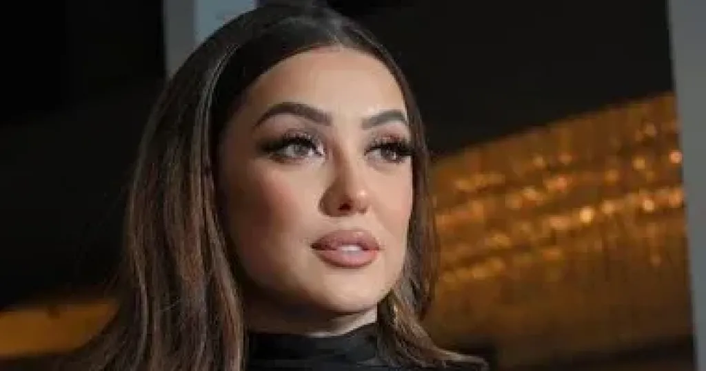 تغيير اسم مسلسل ابن النصابة لـ 50/50 وعرضه على منصة يانجو بلاى 17 سبتمبر