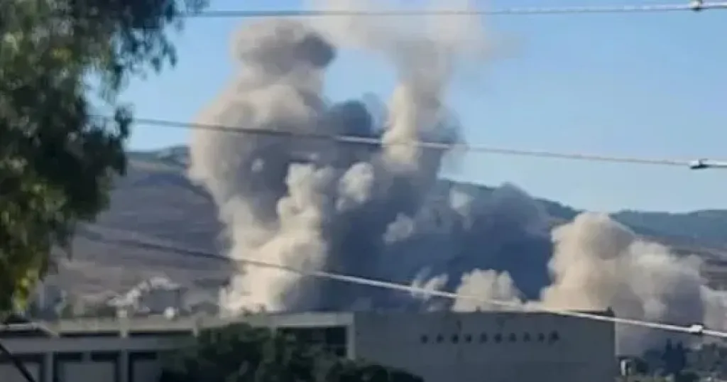 الجيش الإسرائيلي يوسع عملياته بجنوب لبنان ويشن غارات على النبطية والمنصوري