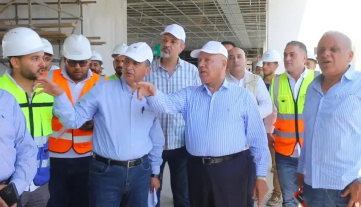 وزير النقل يتفقد مواقع الخط الأول من القطار الكهربائي في المسافة من محطة حدائق أكتوبر  حتى محطة عمر هاشم