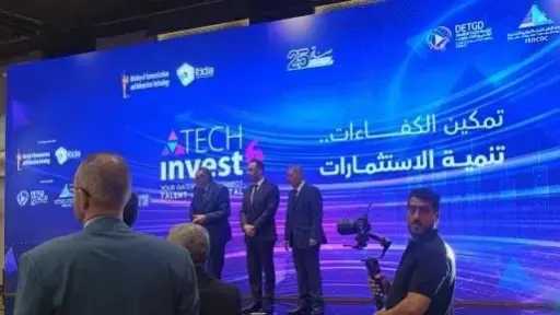 وزير الاتصالات: قطاع الاتصالات حقق أعلى معدل نمو فى تاريخه عند 24.3%