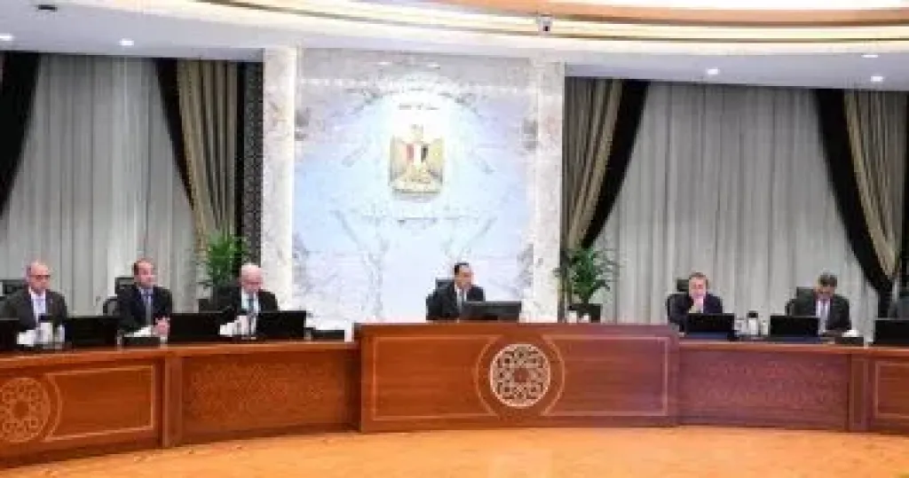 رئيس الوزراء يترأس اجتماع المجموعة الوزارية الاقتصادية