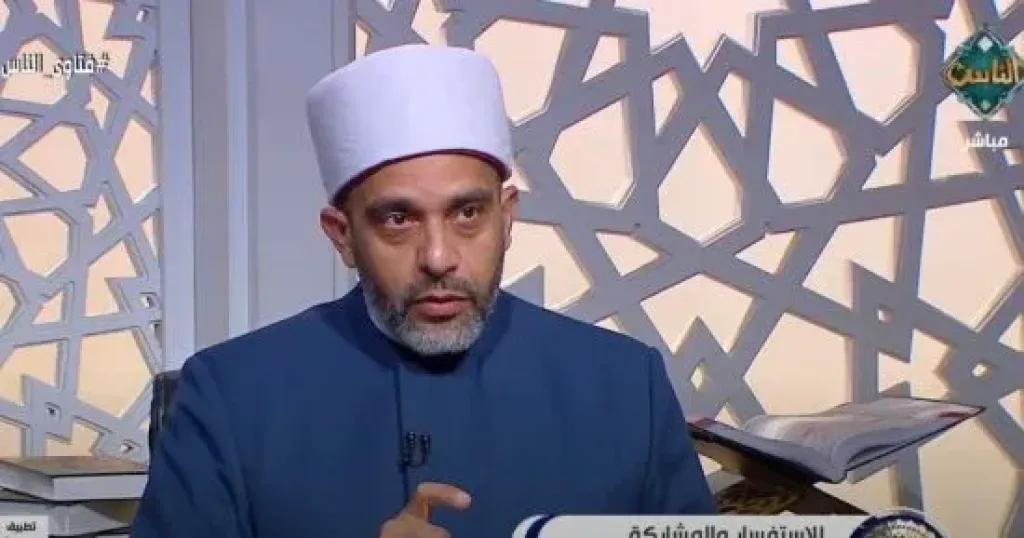 طفلة تسأل: متى ارتدي الحجاب؟.. أمين الفتوى يوضح