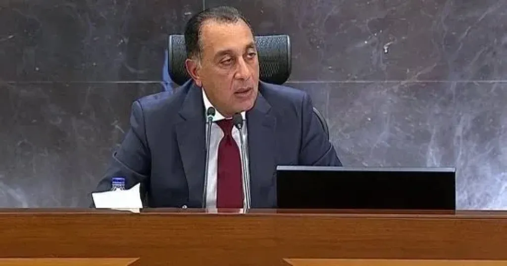 رئيس الوزراء يتابع جهود منظومة الشكاوى الحكومية خلال أغسطس الماضي