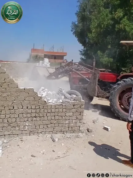 محافظ الشرقية :إزالة ١٩ حالة تعدي بالبناء المخالف على الأراضي الزراعية وأملاك الدولة