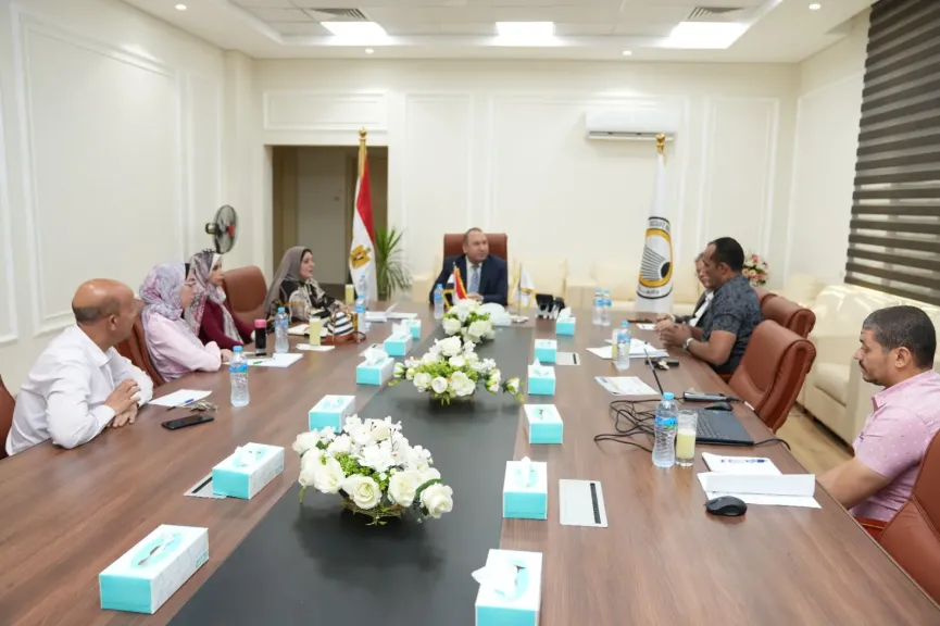 «سوق العمل والتخصصات المستقبلية» في صدارة أجندة مجلس الشئون الأكاديمية بجامعة أسيوط