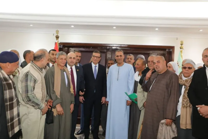 وزير الزراعة يهنئ فلاحي مصر بعيدهم الـ74