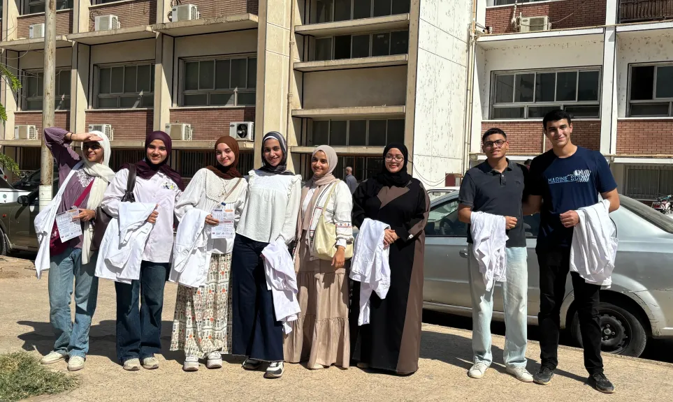 طب أسيوط تطلق مبادرة طلابية لرفع الوعي بفيروس نقص المناعة البشري والتوعية بطرق الوقاية والعلاج
