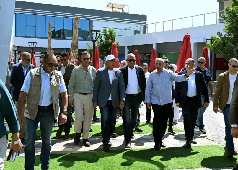 رئيس الوزراء يتفقد نادي ماتريكس الرياضي ويتابع موقف مشروعي «دلتا جيت مول» و«مدرسة سمارت الدولية»