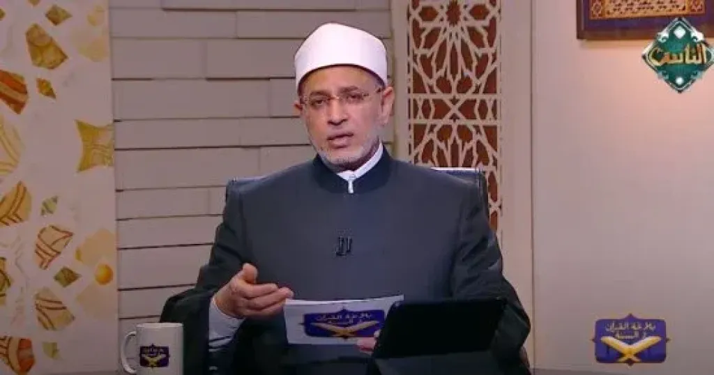 لماذا خُصّ النبي بقول «من أنفسكم» في القرآن؟.. سلامة داود يجيب