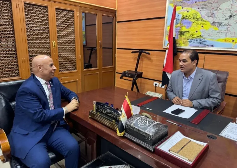 وكيل وزارة التعليم بالفيوم يلتقي عادل حنفي لمناقشة استعدادات المحافظة لاستقبال العام الدراسي الجديد