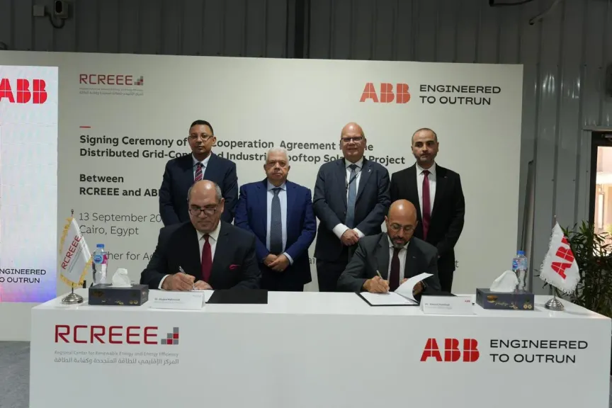 ABB مصر تحول مصانعها إلى منشآت صديقة للبيئة بالطاقة الشمسية