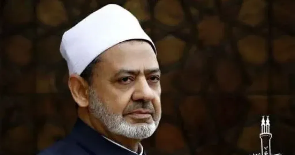 شيخ الأزهر يطمئن هاتفيا على صحة الشيخ أيمن عبد الغني ومرافقيه إثر تعرضهم لحادث
