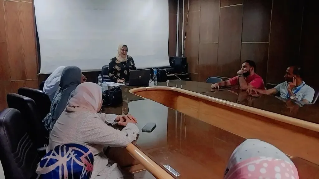 مستشفى الراجحي بجامعة أسيوط ينظم ورشة عمل للإرتقاء بمهارات العاملين به