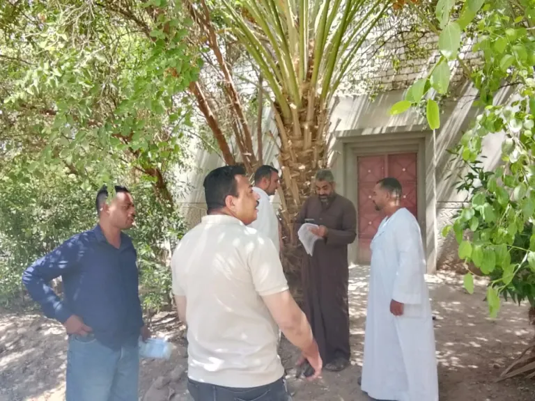 محافظ أسيوط: حملات يومية لطرق الأبواب بقرى ساحل سليم لحث المواطنين