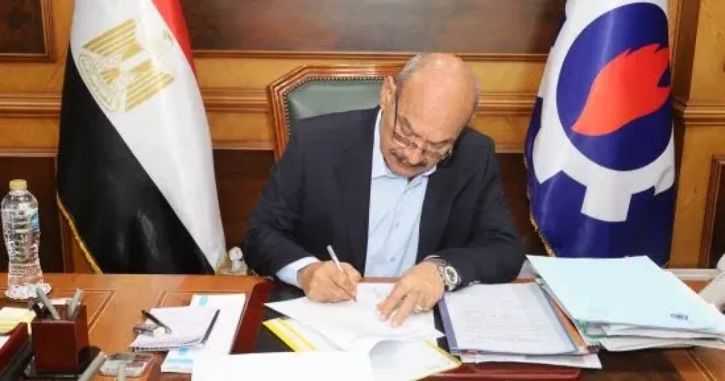 محافظ السويس يعتمد نتائج تقييم مشروعات المبادرة الوطنية للمشروعات الخضراء والذكية