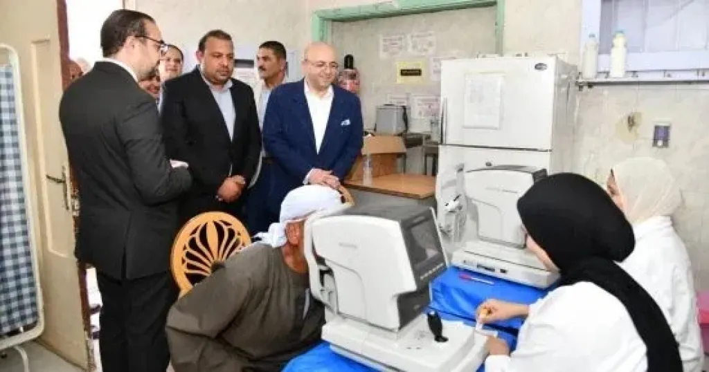 رئيس الوزراء يستعرض نتائج قافلة طبية شاملة بمحافظة الفيوم