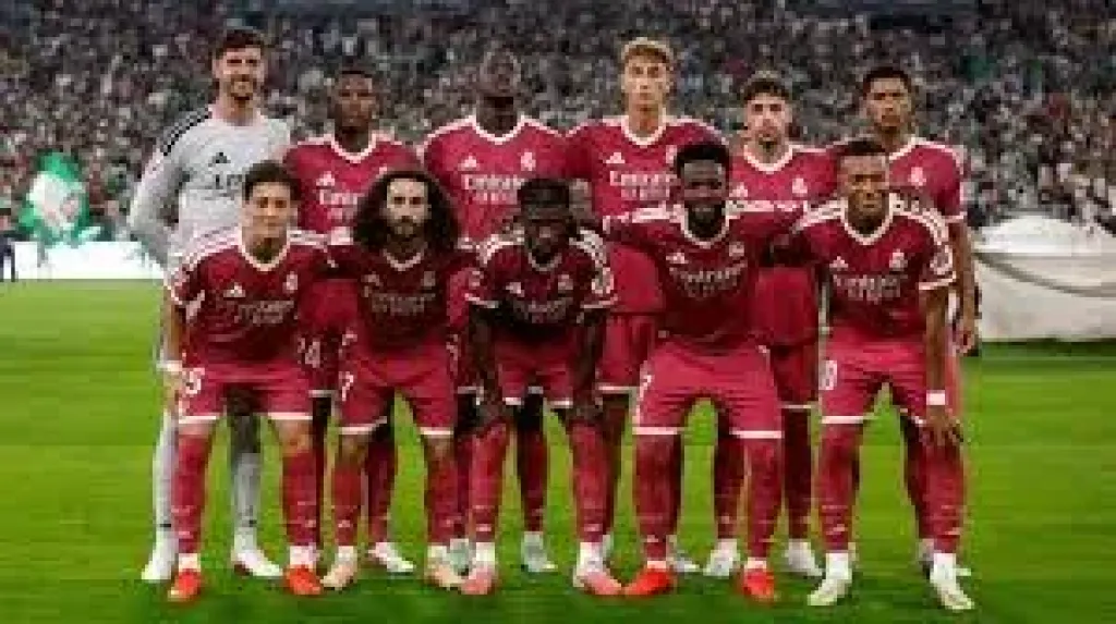 مورينيو يعلن قائمة ريال مدريد لمباراة إلتشي في الدوري الإسباني
