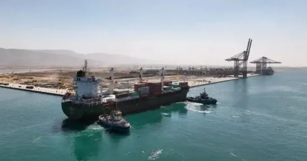 ​النقل: بدء انطلاق التشغيل التجريبي لمحطة البضائع والصب بميناء السخنة
