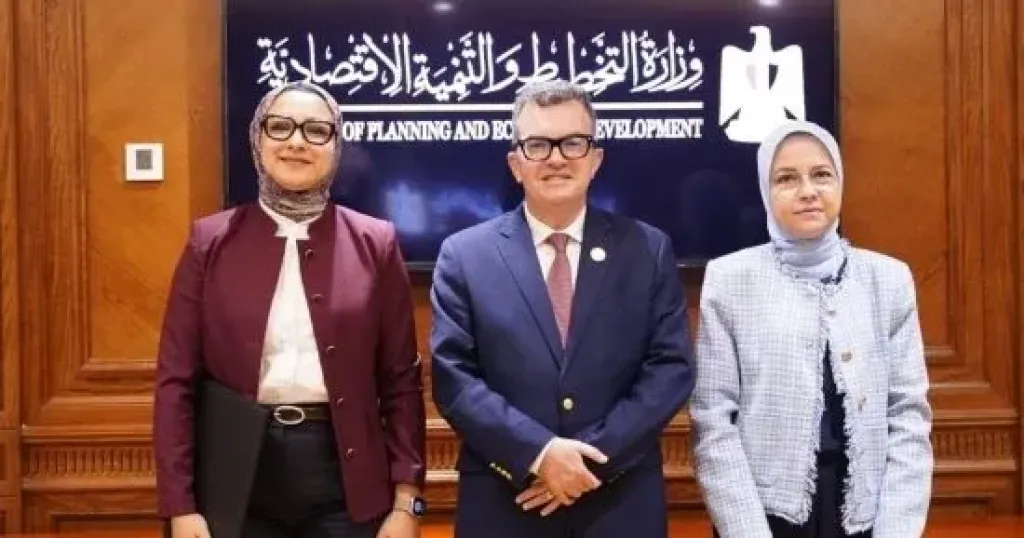 وزير التخطيط يشهد تسوية مديونية محافظة الوادي الجديد لـ ”الاستثمار القومي” بـ 222.7 مليون جنيه