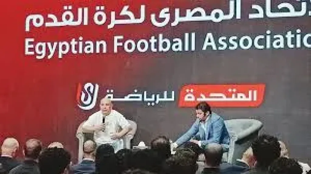 أتعامل بما يرضي الله”، حسام حسن يتحدث عن حمزة عبد الكريم ومحمد صلاح