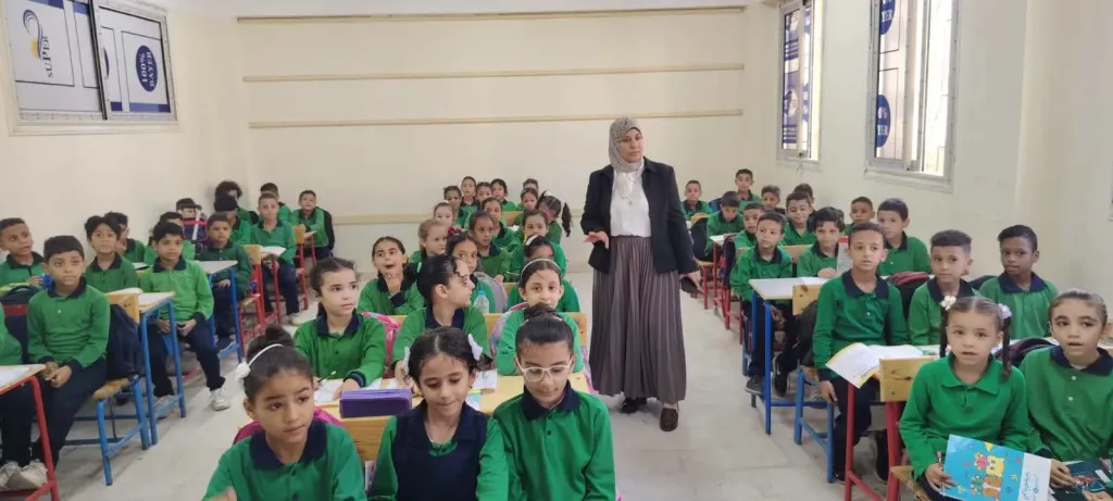 حدائق اكتوبر تتالق فى إستقبال العام الدراسي الجديد ..واسماء صلاح تتابع انتظام الدراسة ميدانيا