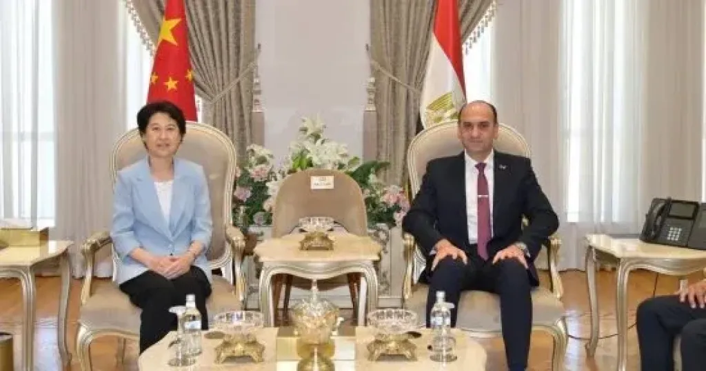 رئيس الرقابة الإدارية يستقبل نائب رئيس اللجنة الوطنية للرقابة بالصين لتعزيز التعاون