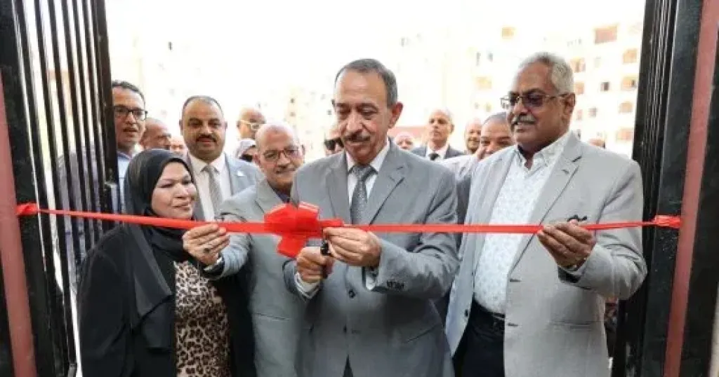 محافظ سوهاج يفتتح أعمال تطوير ورفع كفاءة مركز التطوير التكنولوجي بحى الكوثر