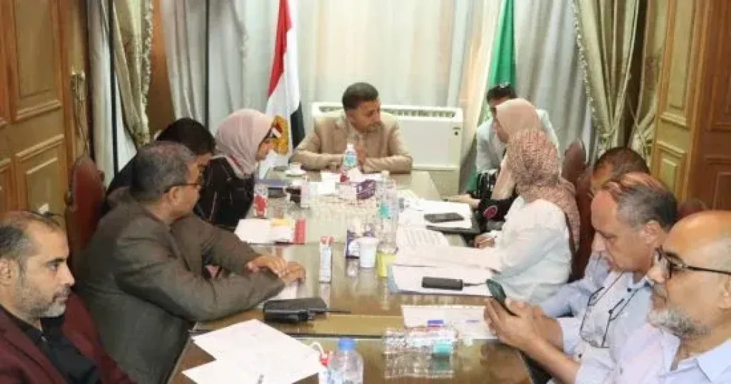 بحث 20 طلبا للمواطنين وتوفير فرص عمل فى اللقاء الجماهيرى الأسبوعى بالقليوبية