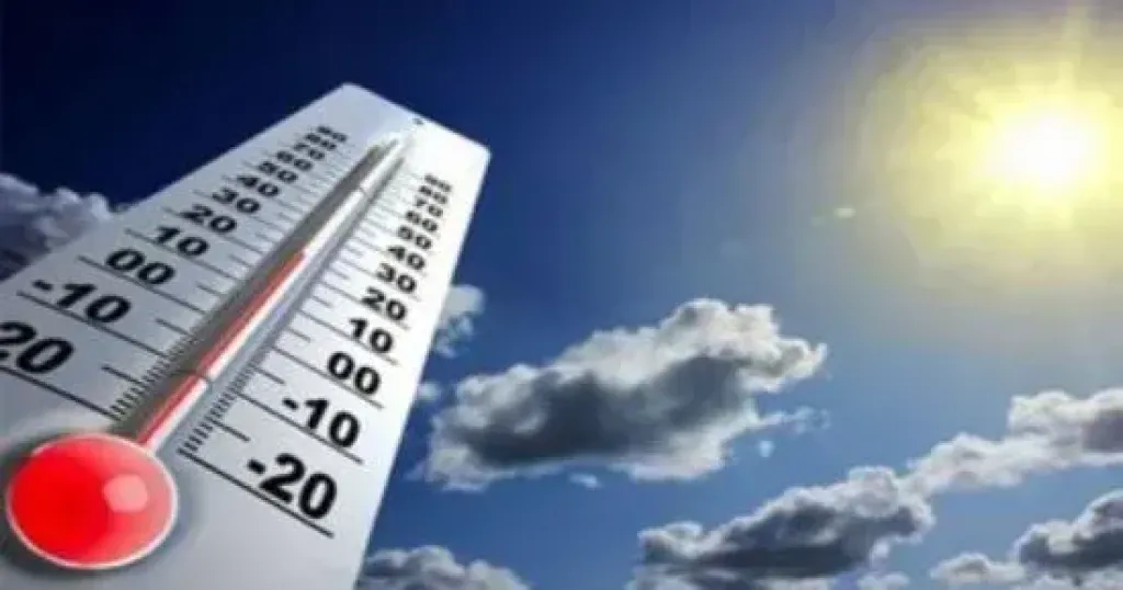 الطقس اليوم.. انخفاض بدرجات الحرارة وشبورة والمحسوسة بالقاهرة 34 درجة